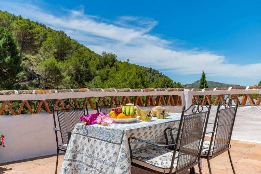 Casa Rosa, Con Encanto Y Piscina Climatizada Frigiliana Dış mekan fotoğraf